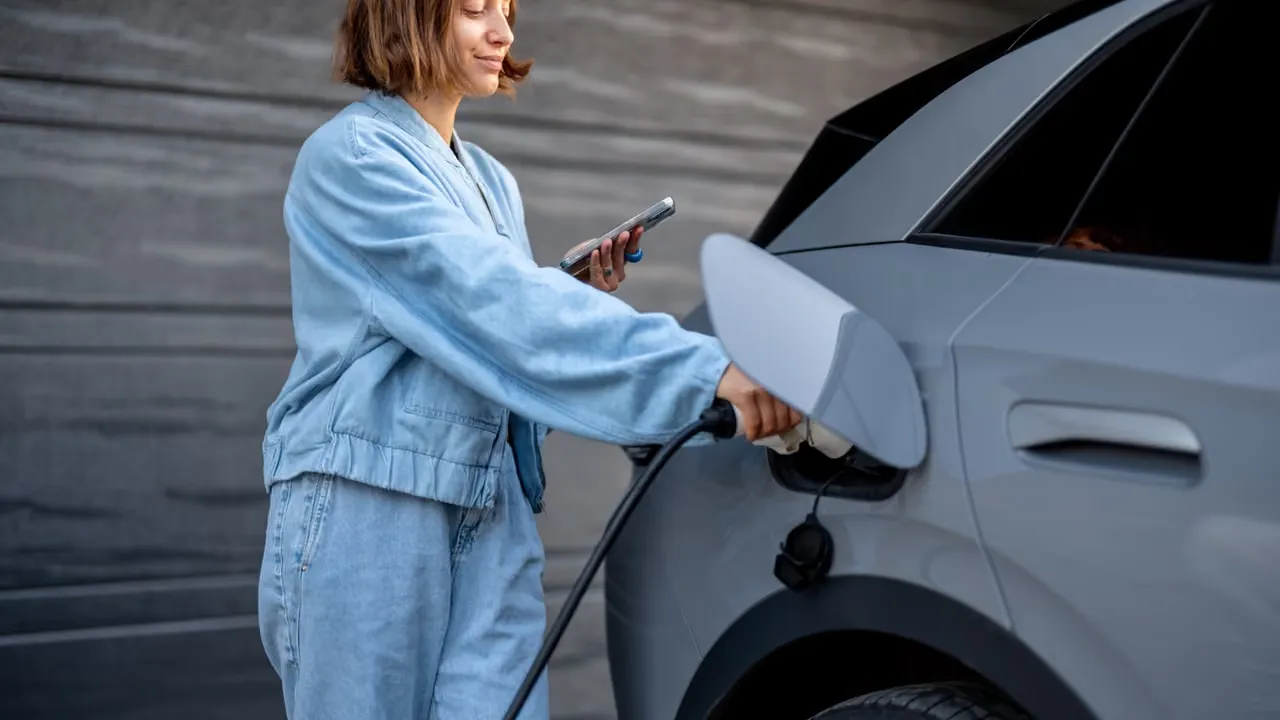 Balancing Speed and Battery Life in EVs
