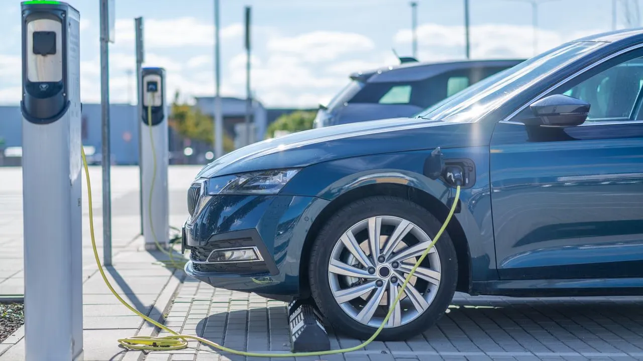 Enhancing Efficiency and Connectivity: Integrating EV Charging Platforms