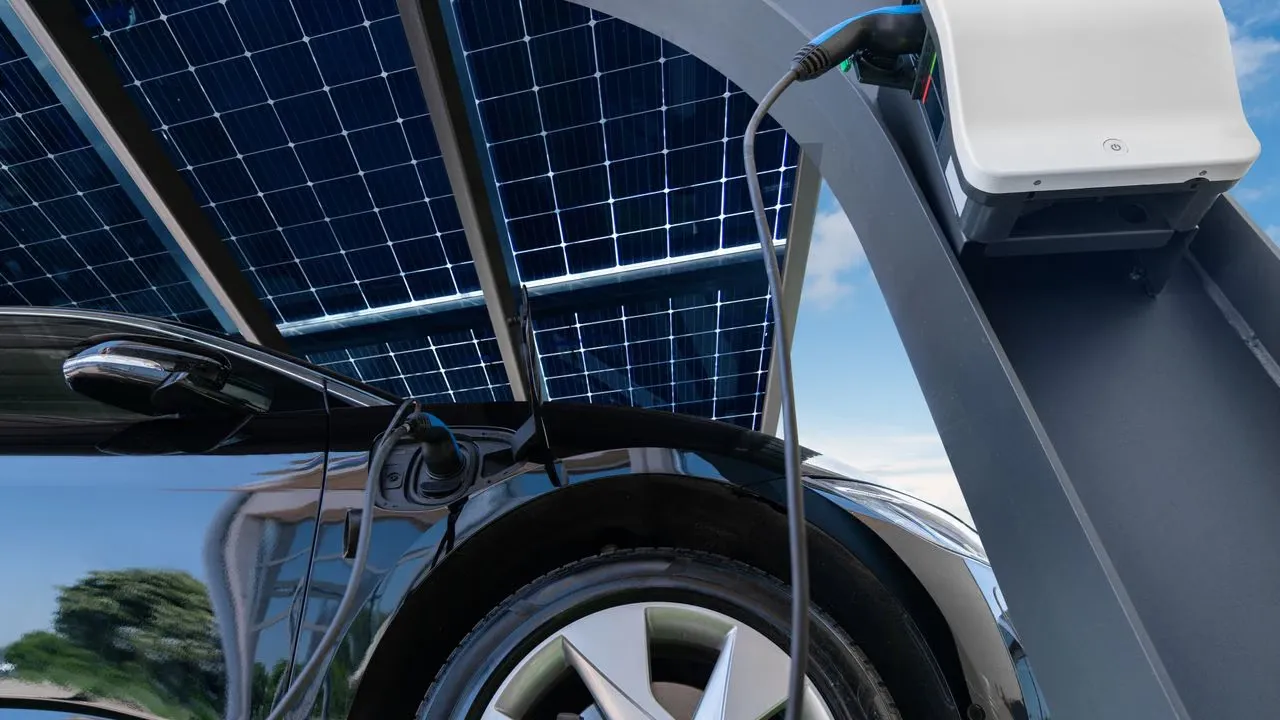 EV Charging Infrastructure Monitoring: Connectivity, Remote Monitoring & Health Monitoring