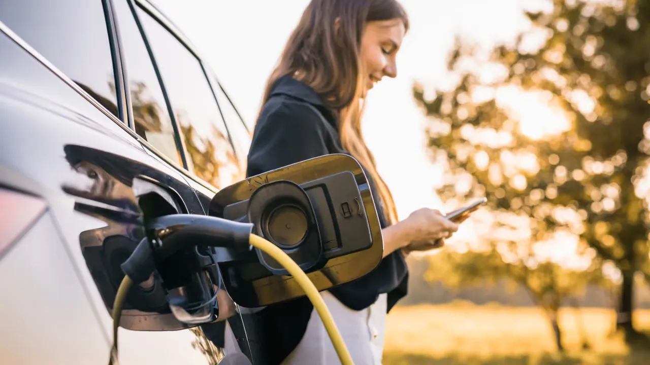 When to Charge Your EV for Maximum Savings